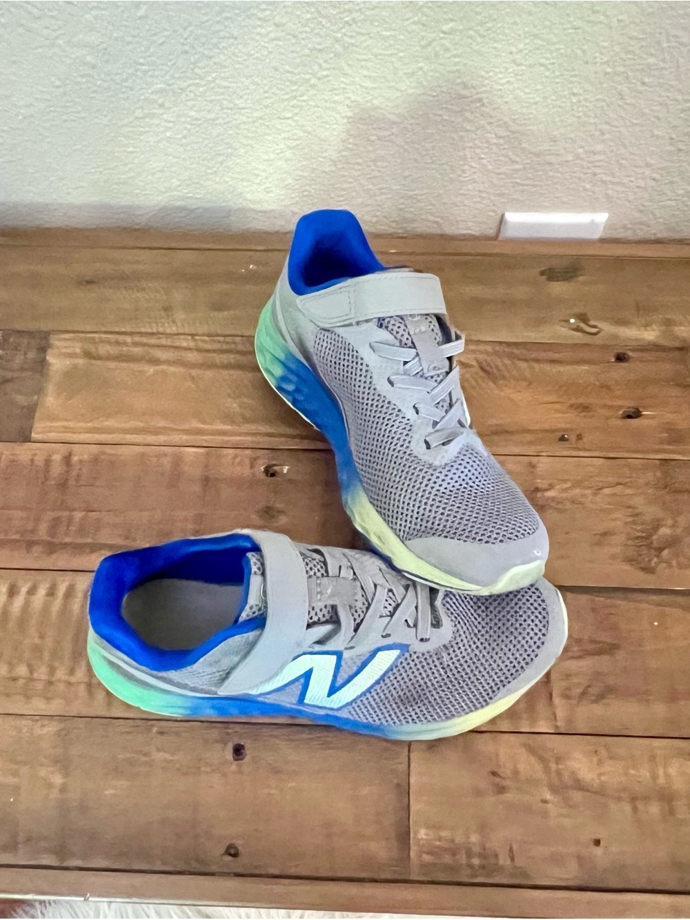 New Balance Kids' Gray Sneakers with Blue and Teal Accents